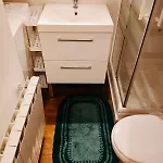 Apartment Martyrs 9th Design With Balcony Managed By Mey Agency *